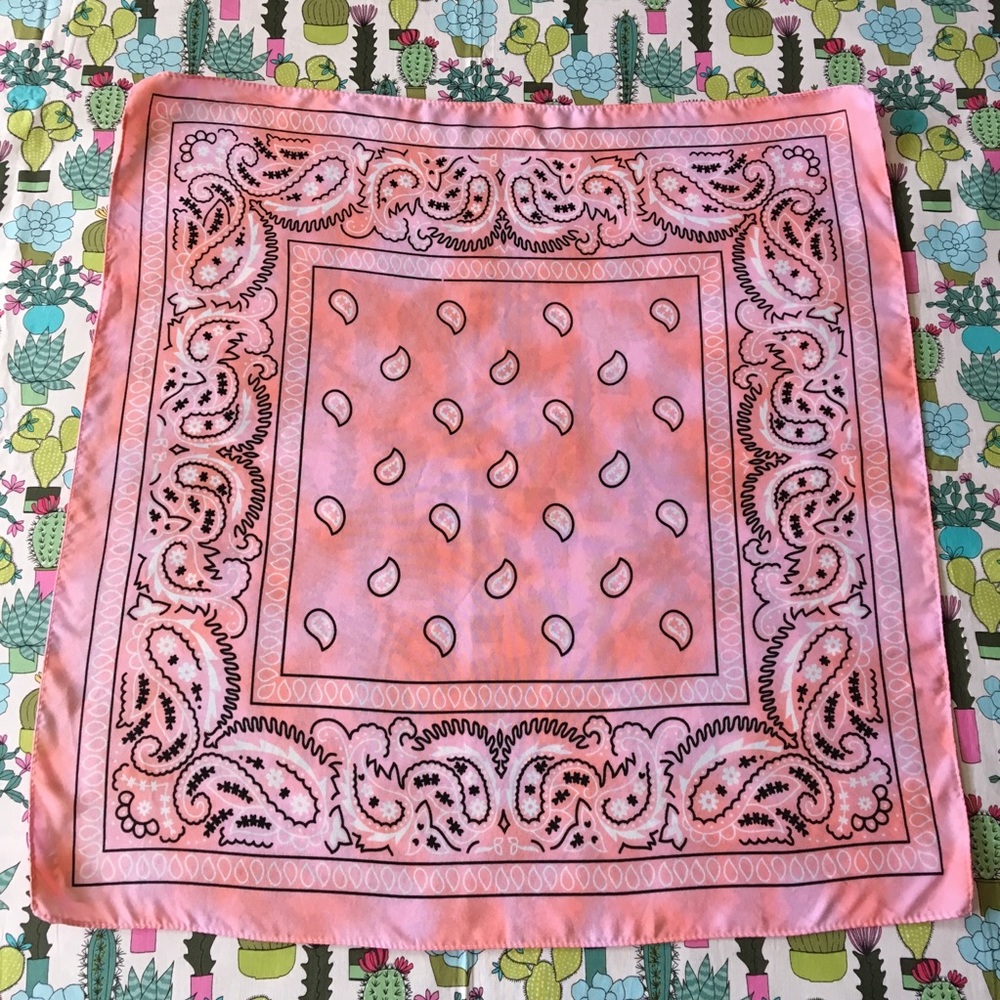 Raindrop 💧💦💧multi-Pink bandana! 💞